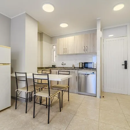 Americas Ocean View Sunsets شقة